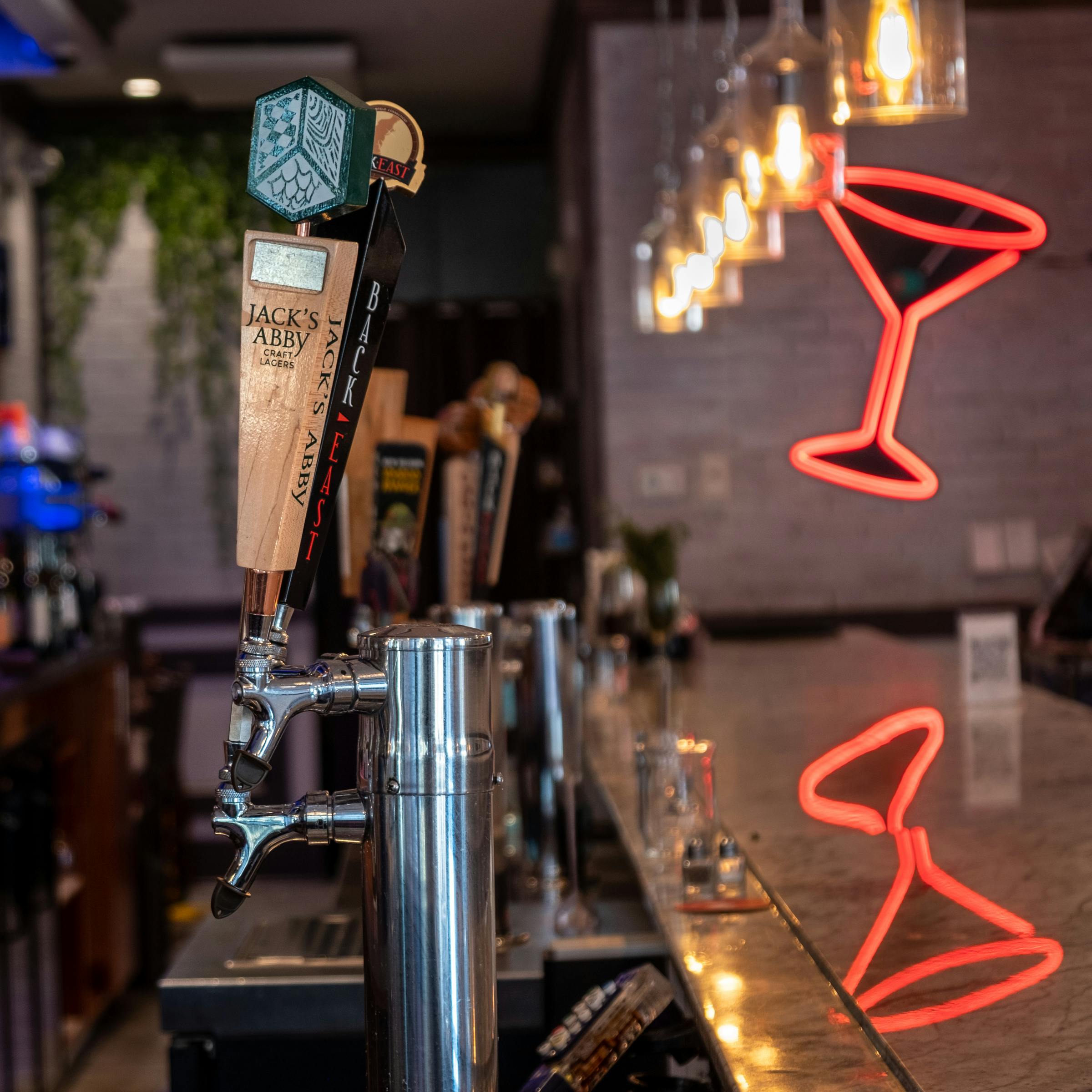 pexels-snappr-29850671